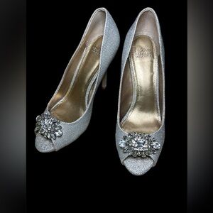 Badgley Mischka Silver wedding Belle Heels - size 8